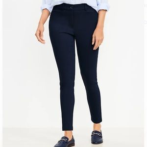 NWOT LOFT Sutton Skinny Pant, Navy